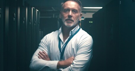 Poster - Business man, server room and arms crossed for information technology, cybersecurity or gdpr management. Face of senior technician in data center backup, cloud computing solution or night maintenance