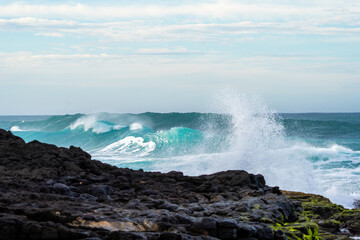 Poster - crashing ocean waves