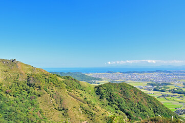 Wall Mural - 平尾台風神山から天狗岩と行橋市方面の眺め　福岡県北九州市　