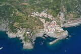 Fototapeta Łazienka - Aerial view of Manarola village, Cinque Terre, Italy