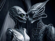 Alien Paar steht ganz nah beieinander und schaut sehr ernst, vielleicht auch bedrohlich