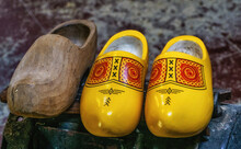 Raw Wooden Dutch Clogs, Still In The Process Of Modifying, Looks Beautiful And Elegant.