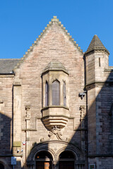 Canvas Print - Stone facade in Old Town, Edinburgh, Scotland