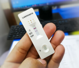 Wall Mural - Rapid screening cassette for Leishmania test