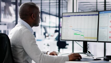 Poster - Looking At Agenda Plan On Multiple Screens