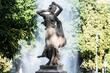 Statua raffigurante luglio nella fontana dei dodici mesi a Torino nel parco del valentino.