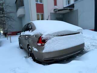 Poster - Car covered with white snow