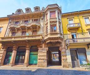 Canvas Print - The ornate mansion on Corso Umberto I, Lodi, Italy