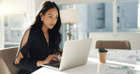 Aufkleber - Woman in office with laptop, market research and notes for social media review, business feedback or planning. Thinking, search and businesswoman networking online for startup, website and report.