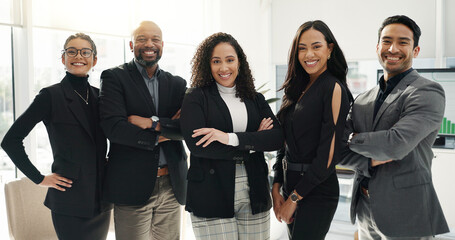 Canvas Print - Business people, group and arms crossed in office, face and smile at law firm, justice and diversity. Corporate attorney, advocate and teamwork for men, women and happy together for legal knowledge