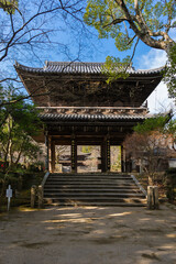 【縦写真】山口県下関市の功山寺仏殿