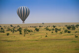 Fototapeta Sawanna - Lot balonem nad Masai Mara  Park narodowy Kenya