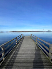 Wall Mural - blauer Himmel am See