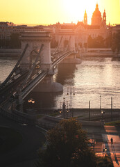 Wall Mural - Chain Bridge in the morning, Budapest, Hungary