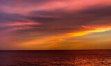 Fototapeta Zachód słońca - sunset over the sea wallpaper 