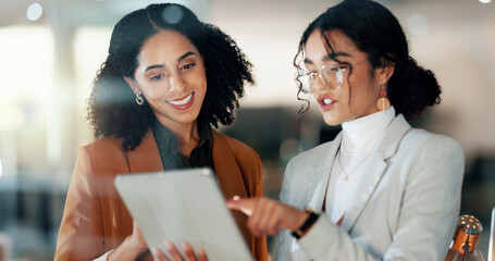 Poster - Business women, collaboration and tablet teamwork for digital marketing solution, online research and planning. Happy team, analyst or employees on technology for website or social media results