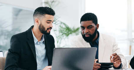 Aufkleber - Teamwork, laptop and business people in office for advice, project management or planning online analysis. Men, diversity and corporate employees at computer for feedback, collaboration or discussion