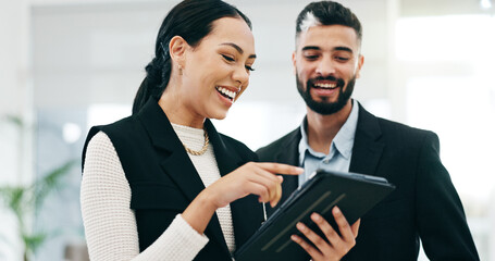 Aufkleber - Teamwork, tablet and business people in office for advice, project management and planning review. Man, woman and happy corporate employees with digital technology for feedback, collaboration or talk