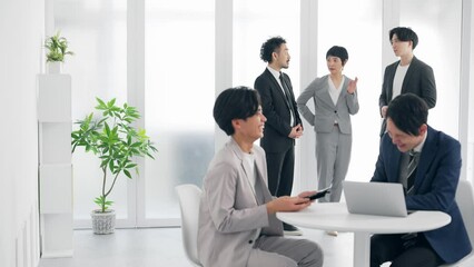 Poster - 笑顔のビジネスパーソンのグループ
