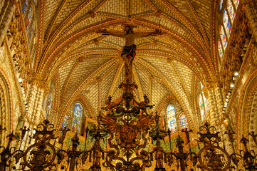 Wall Mural - Medieval architectural features in The Primatial Cathedral of Saint Mary of Toledo, Spain