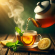 Milder Tee mit Zitrone in einem Teeglas