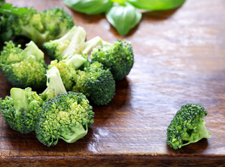 Poster - organic broccoli for healthy eating on the table