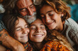  familia multigeneracional abrazándose, resaltando la conexión y el amor