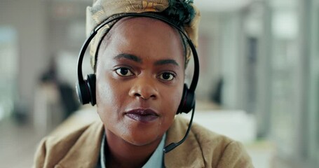 Aufkleber - Face, video call and black woman with telemarketing, customer service and communication with headphones. Portrait, African person and insurance consultant with headset and tech support with help desk
