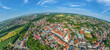 Panoramablick auf die Stadt Landau im Isartal in Ostbayern