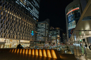 Wall Mural - 大阪梅田の夜景。マジックアワーで街は輝く。