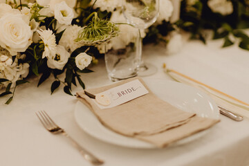 La place à table de la mariée