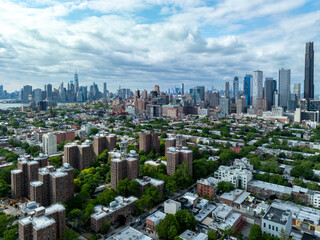 Sticker - Manhattan Skyline - Brooklyn, New York