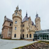Fototapeta Sawanna - Amazing castle in Moszna