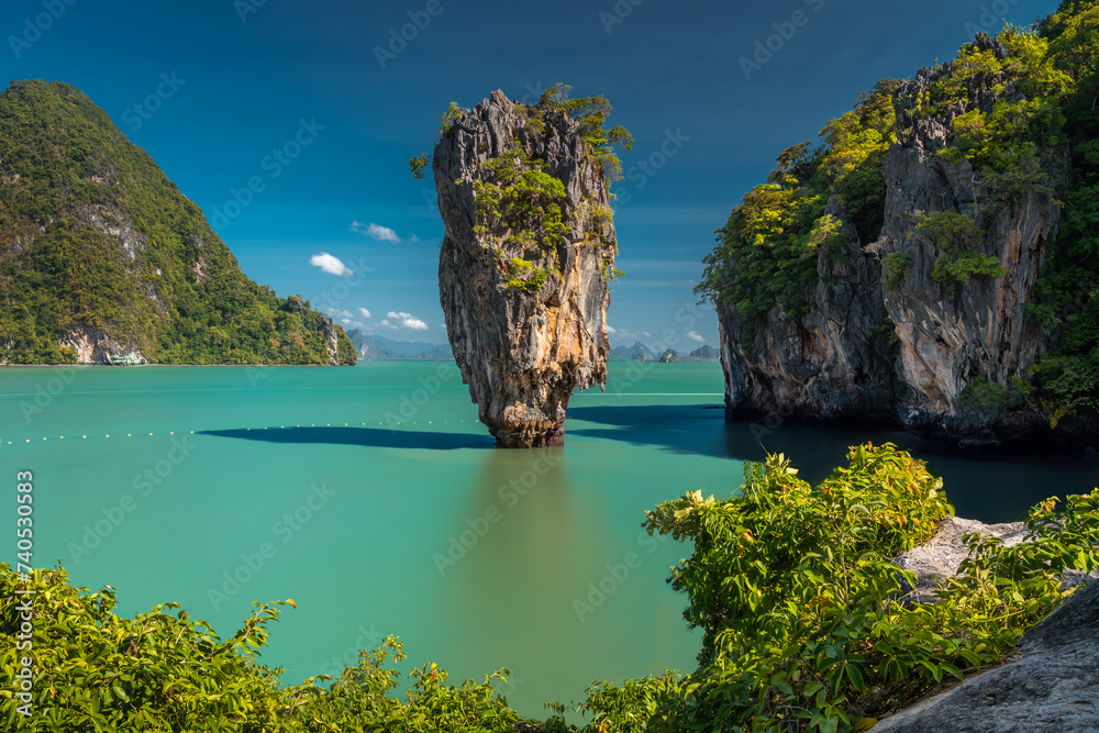 Majestic James Bond Island In Thailand s Phang Nga Bay Iconic majestic-james-bond-island-in-thailand-s-phang-nga-bay-iconic