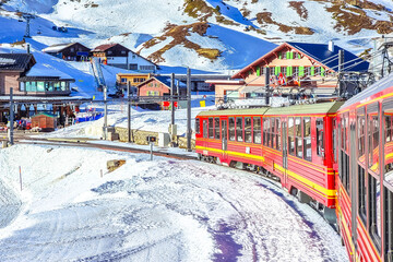 Wall Mural - Kleine Scheidegg railway to Jungfraujoch peak view