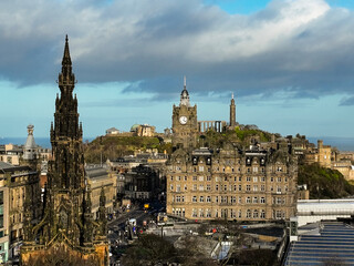 Wall Mural - The top of the Scott Monument with Nelson’s Column and The National Monument of Scotland 