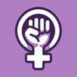 Símbolo feminista sobre fondo morado