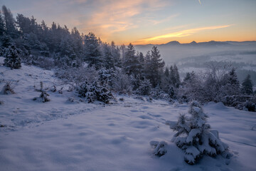 Wall Mural - beautiful winter scenery showing winter sunrise in the pieniny mountains in poland