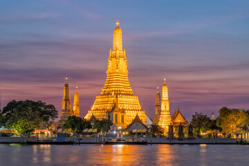 wat arun temple at sunset landmark of bangkok, thailand