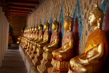 Wall Mural - buddha statue in temple	