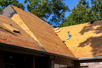 House getting a replacement shingle roof