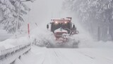 Fototapeta Perspektywa 3d - Fierce blizzard closes roads and ski resorts as heavy snow and strong winds hit mountains.