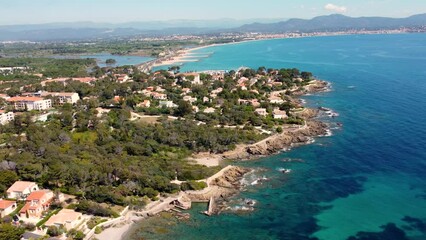 Wall Mural - Vue aérienne drone 4K, Côte d'Azur, Les Issambres, France