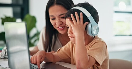 Canvas Print - Child, laptop and mother with education, elearning and growth for future and knowledge. Computer, student and home for technology, studying and virtual or online school for development or assessment