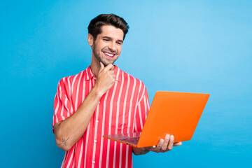 Aufkleber - Photo of cool thoughtful guy wear red shirt reading apple samsung modern gadget empty space isolated blue color background