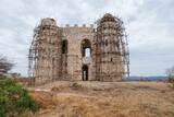 Fototapeta Sawanna - Ruins of Guzara royal palace on strategic hill near Gondar city, Ethiopia, African heritage architecture