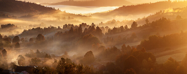 Wall Mural - Morning mountain landscape