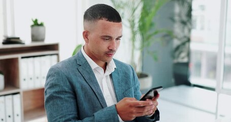 Aufkleber - Businessman, cellphone and scroll on internet for networking, laughing and social media for meme. Hr consultant, mobile app and relax on break on subscription and online for reading of digital news