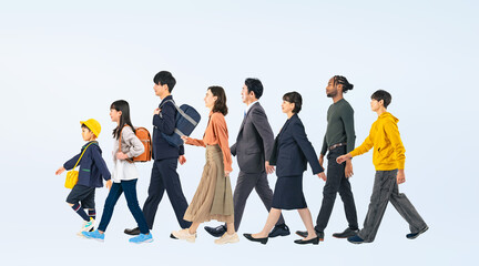 Poster - 歩く様々な世代や国籍の人々（切り抜き背景透過PNGも販売しております。作成者リンクから「PNG」で検索してください）