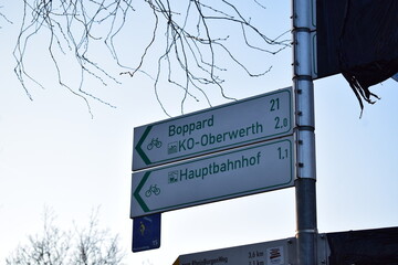 Poster - bike rout way sign in Koblenz to the south